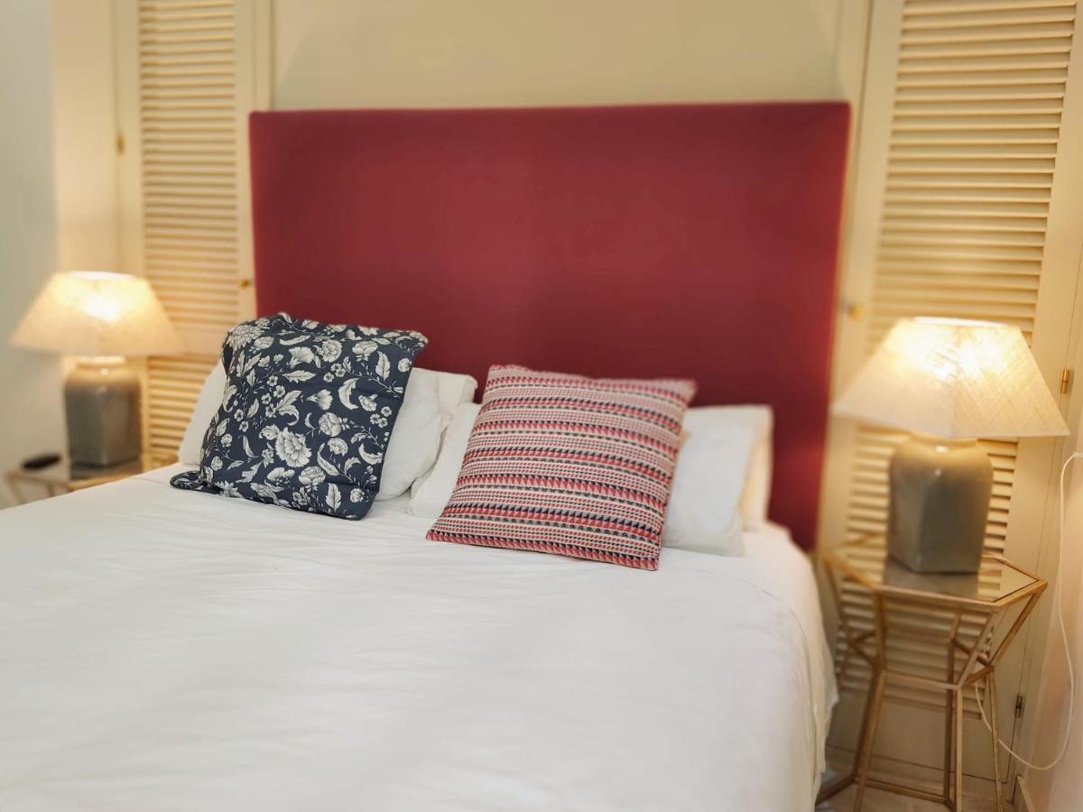 Homeyseville-Bright Apartment At Santa Cruz 4 Pax, Parking Optional Exteriör bild